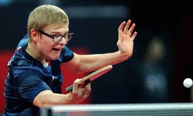 法国队横扫日本队，许昕关键制胜