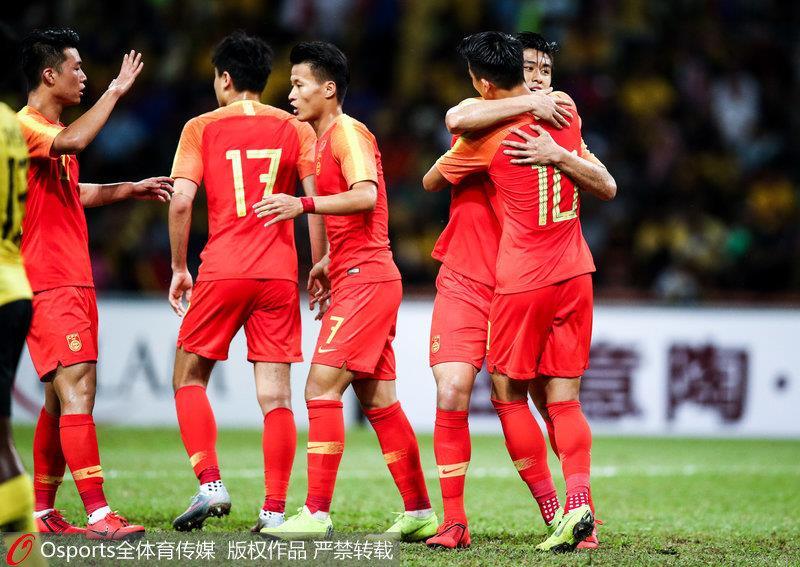 开云下载-马来西亚队翻盘日本队，黄鸭组合带队取胜