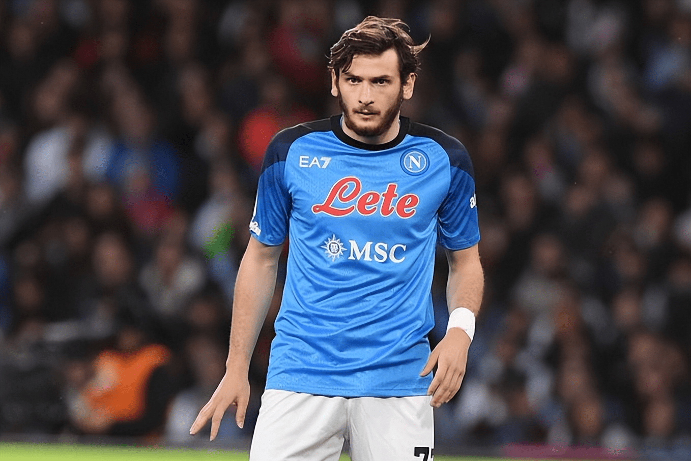 巴黎轻取那不勒斯，福登刷新纪录