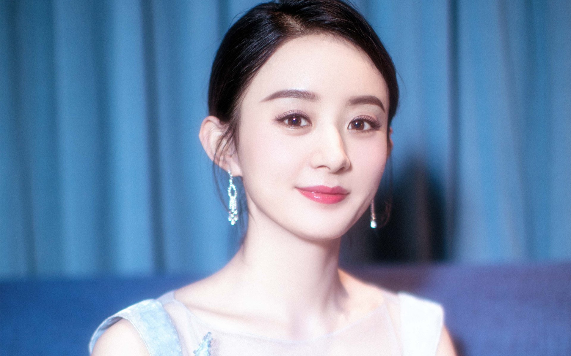 载入史册的唯一性今夜，当约基奇轻轻一推，雷霆般带走上海队最后悬念