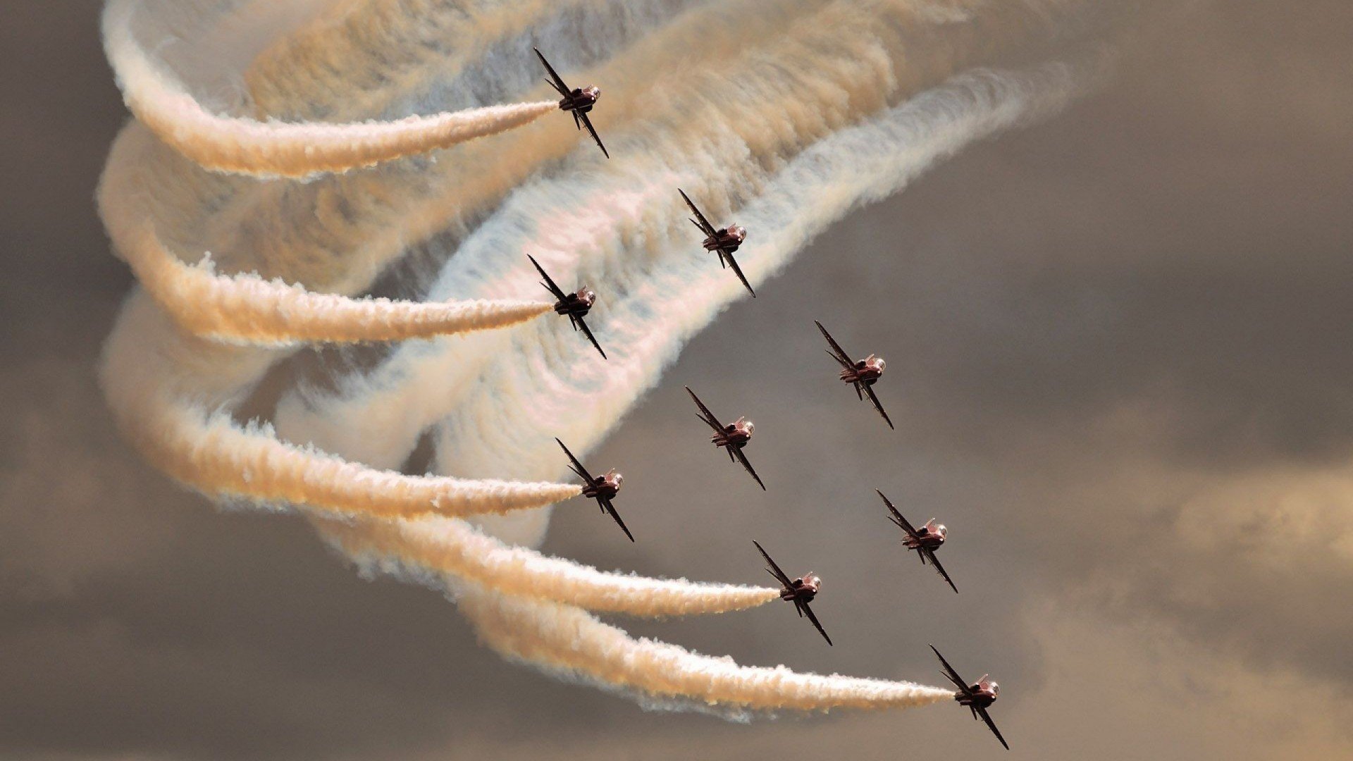 从亚平宁到默西河，萨拉赫的双线传奇与利物浦的生死逆转